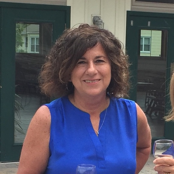Meet your Posher, Joan - Picture 1 of 1